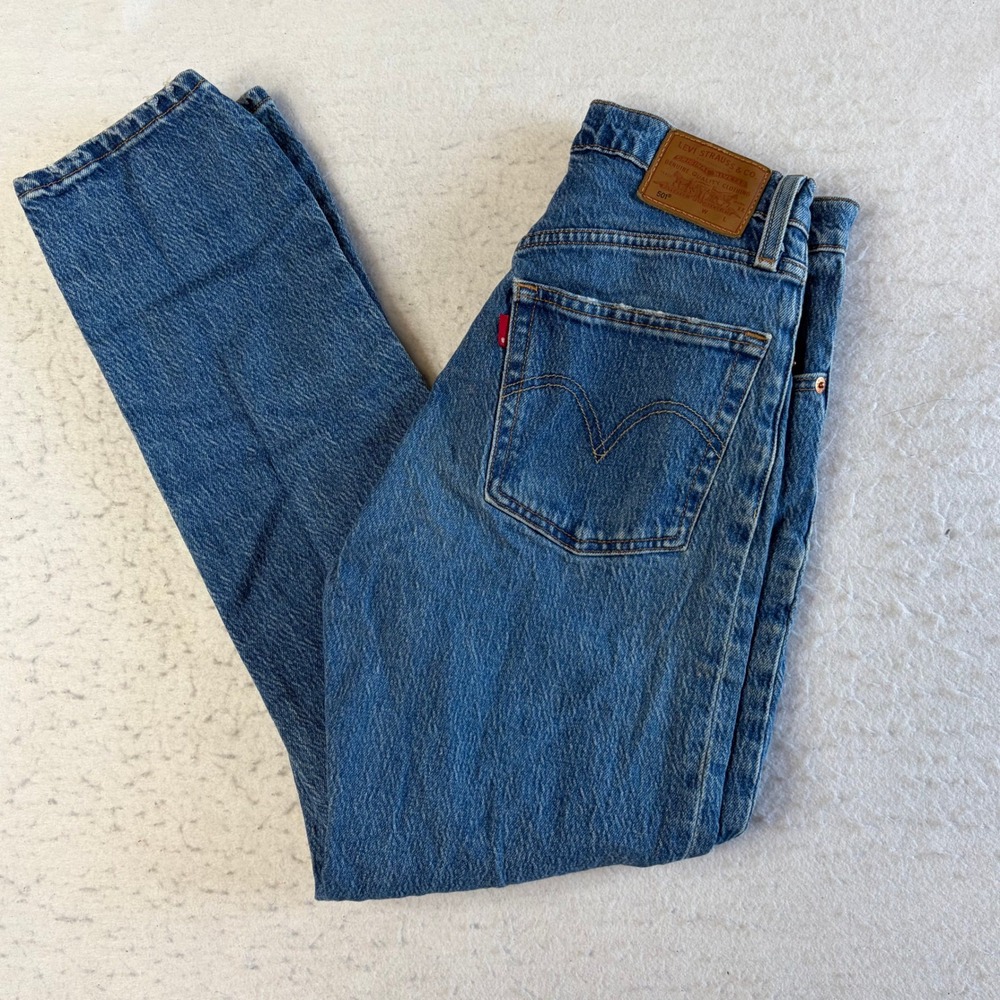 Levi's 501 Original Fit Jeans Womens 25 Blue Straight Leg High Rise Button Fly